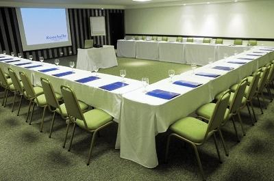 фото отеля Roochelle Corporate Hotel