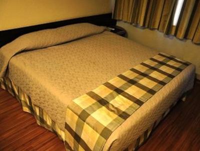 фото отеля Roochelle Corporate Hotel