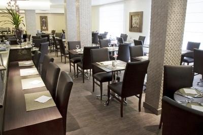 фото отеля Roochelle Corporate Hotel