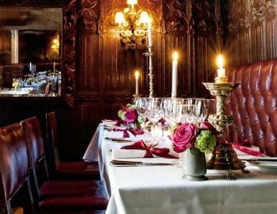фото отеля Witchery by the Castle Hotel Edinburgh