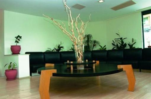 фото отеля Golden Lotus Hotel