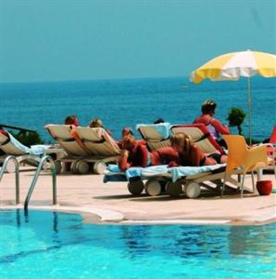 фото отеля Golden Lotus Hotel