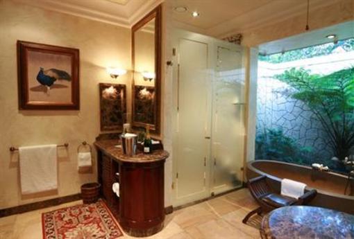 фото отеля Forest Suites Hotel