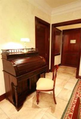 фото отеля Forest Suites Hotel