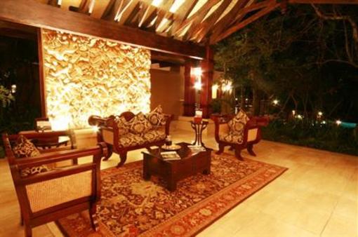 фото отеля Forest Suites Hotel