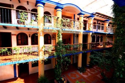 фото отеля Hotel Jardines del Carmen