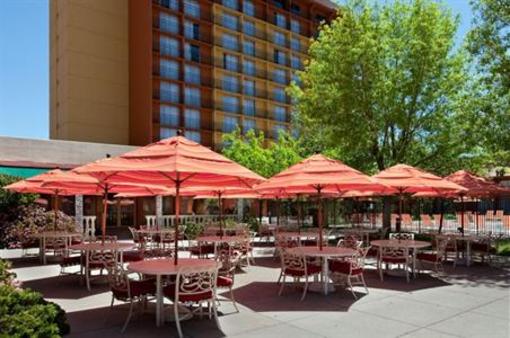 фото отеля Crowne Plaza Albuquerque