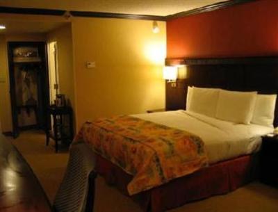 фото отеля Crowne Plaza Albuquerque