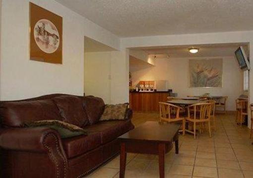 фото отеля Econo Lodge & Suites Spokane