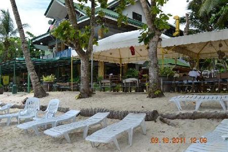 фото отеля Dumaluan Beach Resort