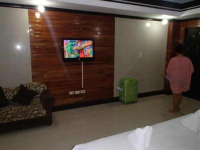 фото отеля Dumaluan Beach Resort