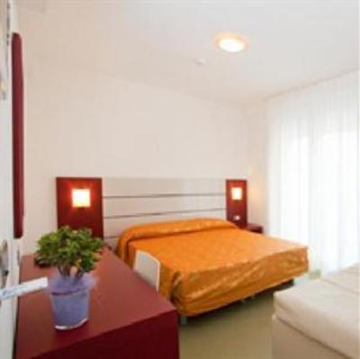 фото отеля Hotel Raffaello Caorle