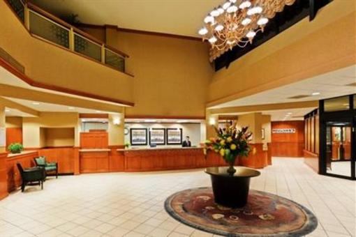 фото отеля Crowne Plaza Dulles Airport Hotel