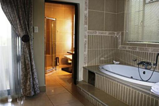 фото отеля Goodey's Guesthouse Pretoria
