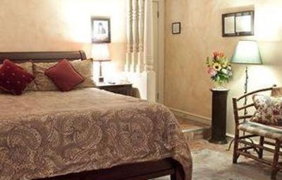 фото отеля Cheshire Cat Inn