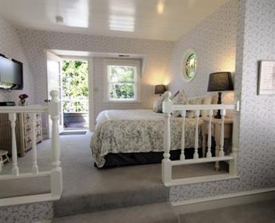 фото отеля Cheshire Cat Inn