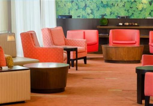 фото отеля Courtyard by Marriott Indianapolis Airport