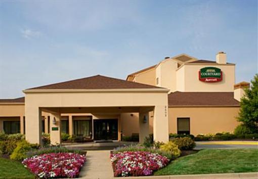 фото отеля Courtyard by Marriott Indianapolis Airport