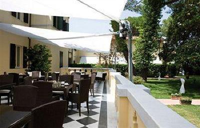 фото отеля Byron Hotel Forte dei Marmi