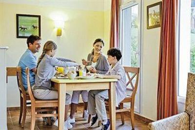 фото отеля Pierre & Vacances Le Garden Club Branville