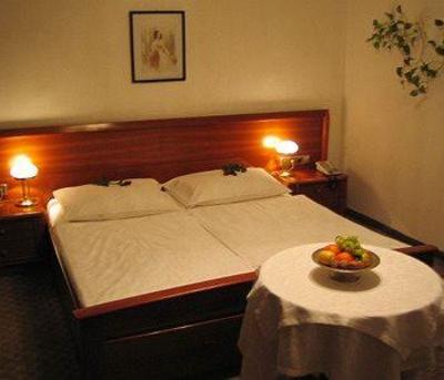 фото отеля Hotel Pension Lumes
