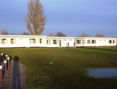 фото отеля Pakefield Pontins Holiday Park Resort Lowestoft