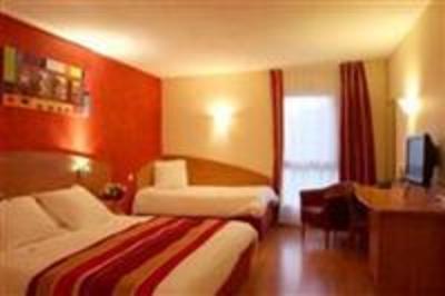 фото отеля Hotel Kyriad Nimes Ouest