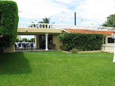 фото отеля Villablanca Garden Beach Hotel