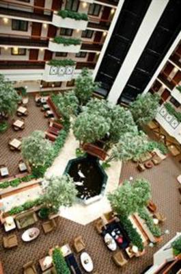 фото отеля Embassy Suites Hotel Austin / Arboretum