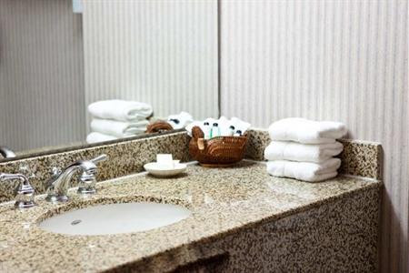 фото отеля Embassy Suites Hotel Austin / Arboretum