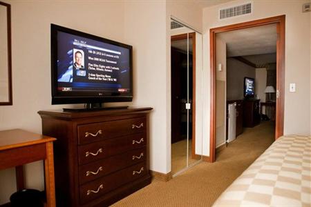 фото отеля Embassy Suites Hotel Austin / Arboretum