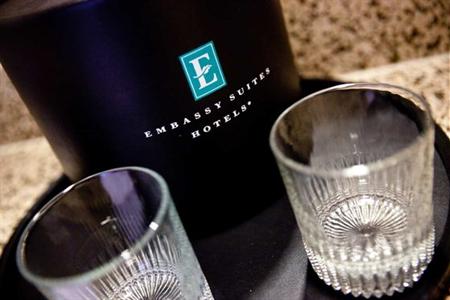 фото отеля Embassy Suites Hotel Austin / Arboretum
