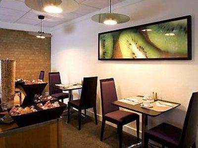 фото отеля Novotel Valenciennes Aerodrome