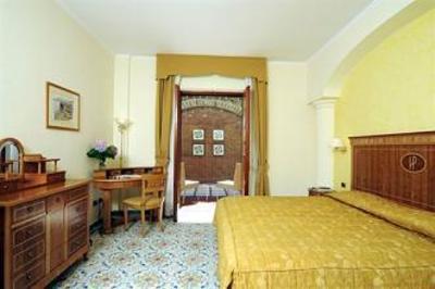 фото отеля Grand Hotel President Sorrento