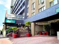 Quality Hotel - Inn at False Creek