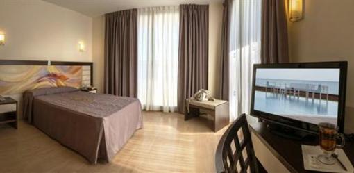 фото отеля Indalo Park Hotel Santa Susanna