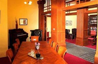 фото отеля The County Hotel Napier