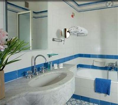 фото отеля Grand Hotel Vesuvio Sorrento