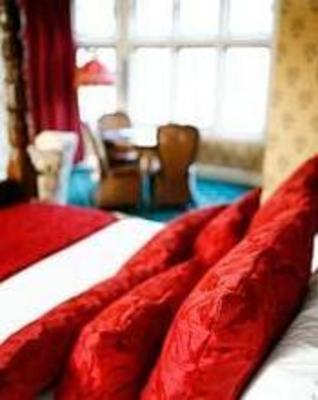 фото отеля Miskin Manor Country Hotel Pontyclun