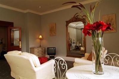 фото отеля Miskin Manor Country Hotel Pontyclun