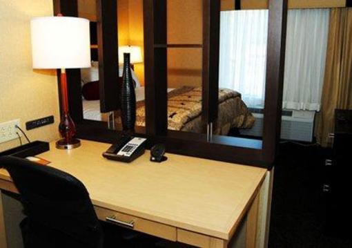 фото отеля Cambria Suites Washington