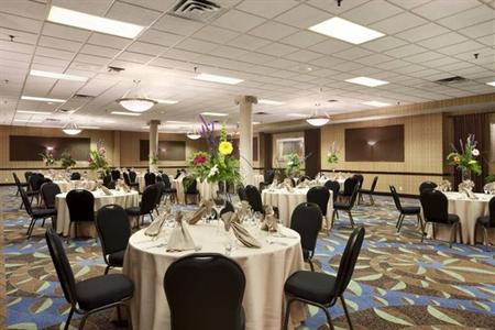 фото отеля Hilton Hotel Springfield (Illinois)