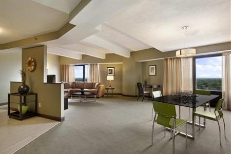 фото отеля Hilton Hotel Springfield (Illinois)