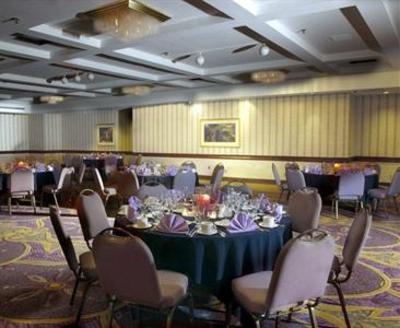 фото отеля Hilton Hotel Springfield (Illinois)