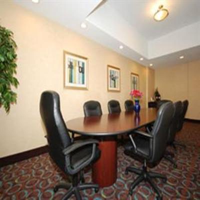 фото отеля La Quinta Inn & Suites Palestine