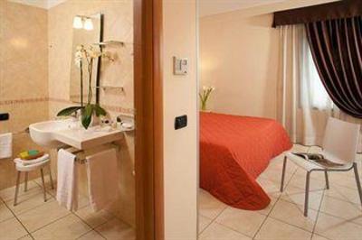 фото отеля Domidea Hotel