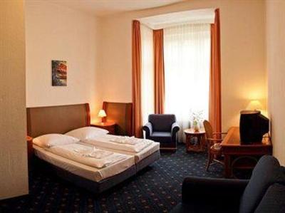 фото отеля Europa City Hotel Berlin