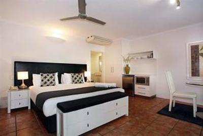фото отеля Paradise On The Beach Resort Palm Cove