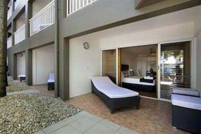 фото отеля Paradise On The Beach Resort Palm Cove