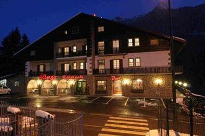 фото отеля Hotel Des Alpes Castione della Presolana